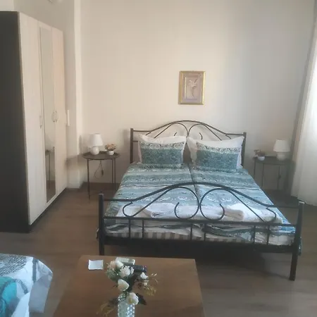 Daria Luxury Seaside Apartment Apartment